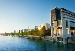 Bluebird - Legpuzzel - Bercy, Miniterie van Economische Zaken en Financiën - 1000 stukjes