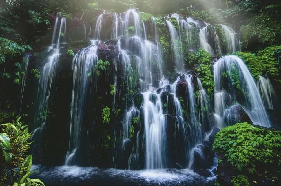 Ravensburger - Legpuzzel - Waterval Op Bali - 3000 stukjes